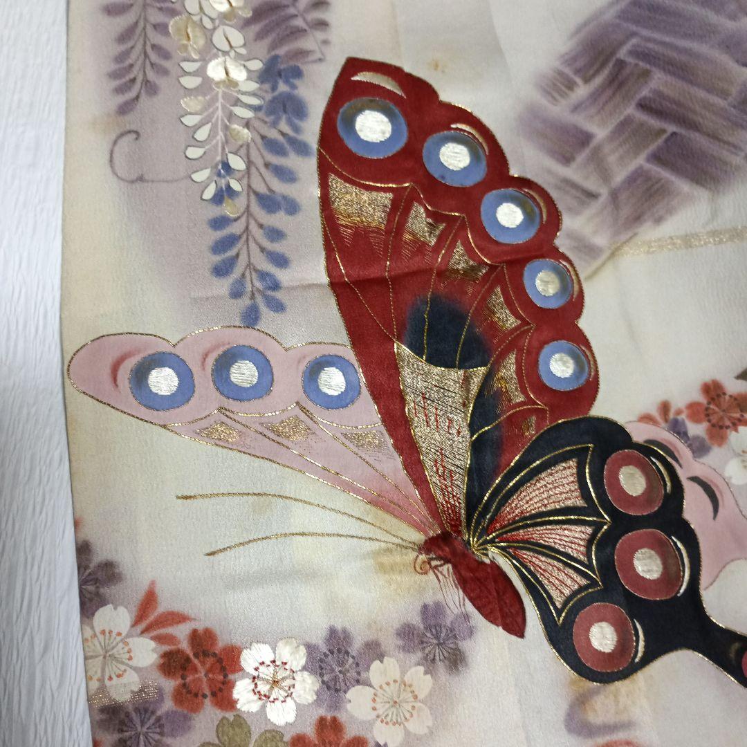 着物のリサイクル　絹暖簾　豪華で大胆な模様　染め　刺繍　金糸　銀糸　蝶　藤　流水