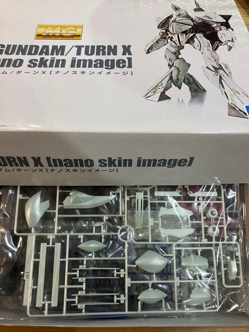 【未組立】MG ターンエーガンダム/ターンX ナノスキンイメージ　プレバン