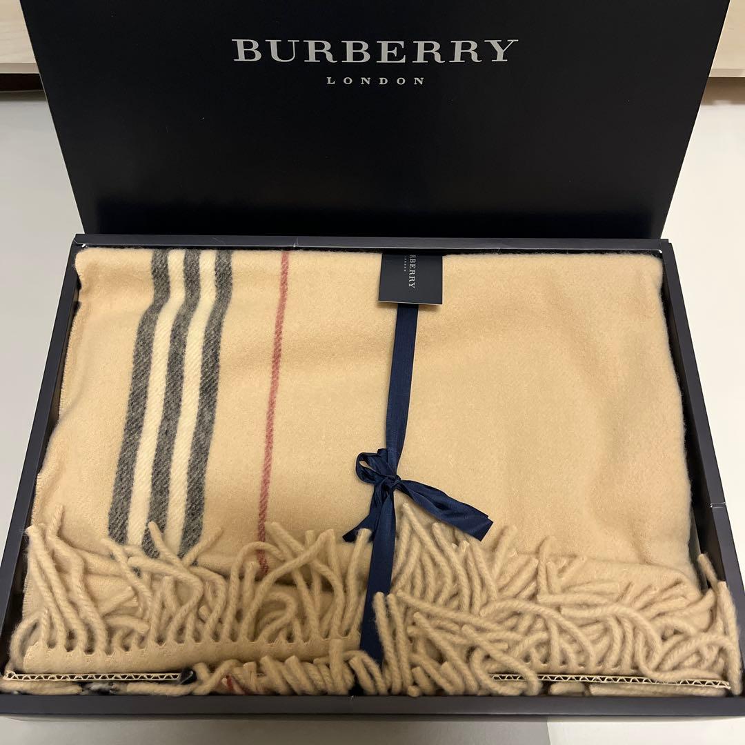 T*e様 【新品・未使用】BURBERRYバーバリー ラムウール混 ひざ掛け ブ