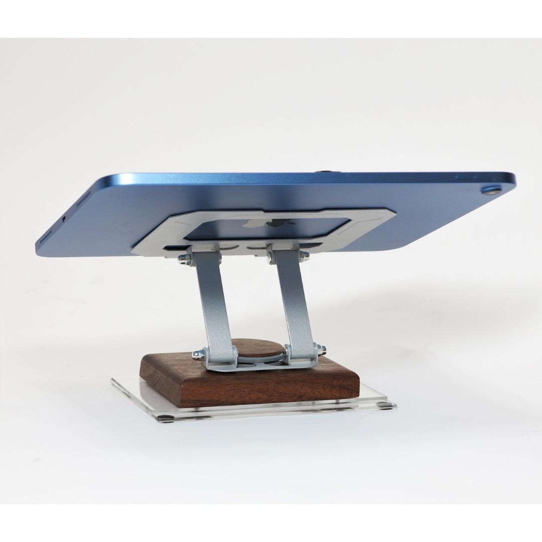 ウォールナットのタブレットスタンド