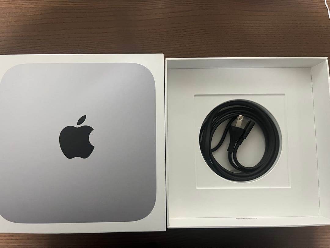 Mac mini M1、Trackpad、fifine AM8