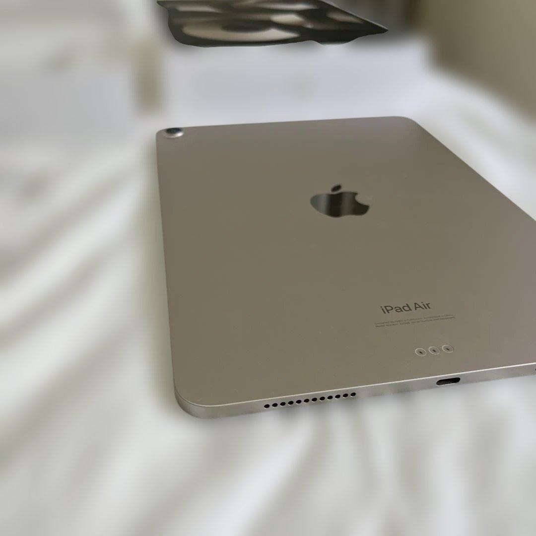 Apple iPad Air 第５世代シルバー スターライト　本体　フィルム付き