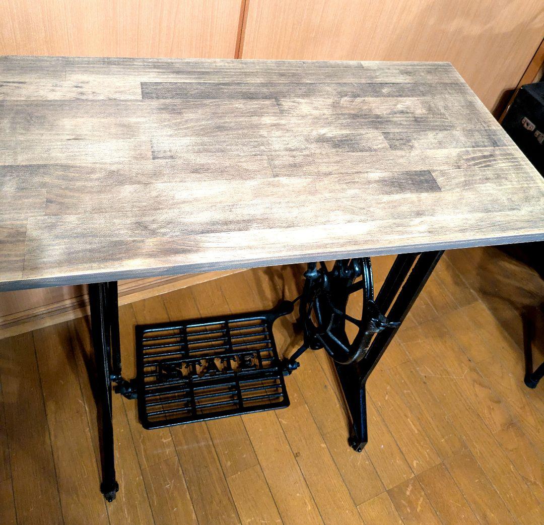 足踏みミシン　テーブル