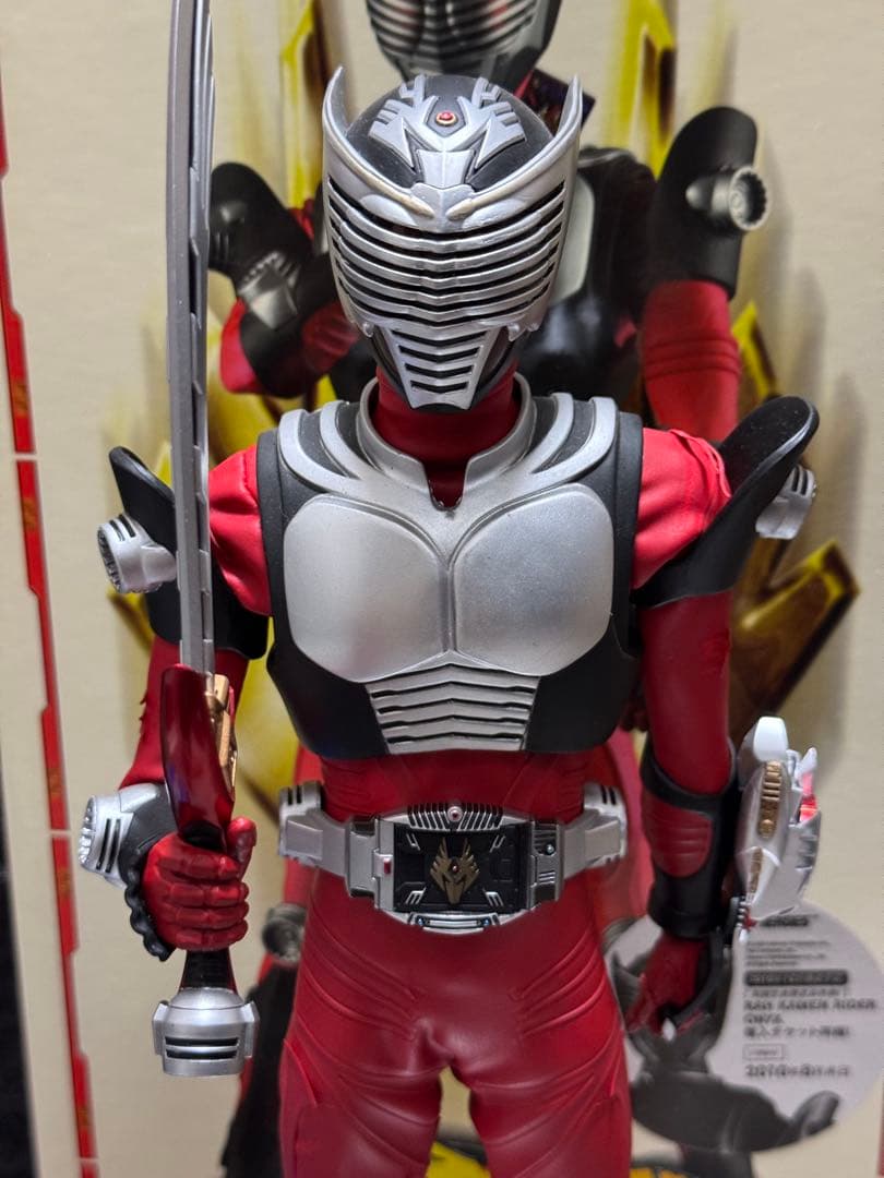 RAH 仮面ライダー ドラゴンナイト (龍騎)