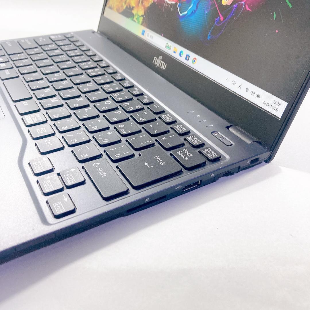 w119✨軽量・超薄型/爆速 SSD新品 /Office付✨すぐ使えるノートPC