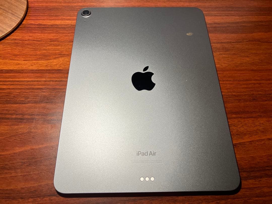 Apple iPad Air (第5世代) Wifiモデル　256GB