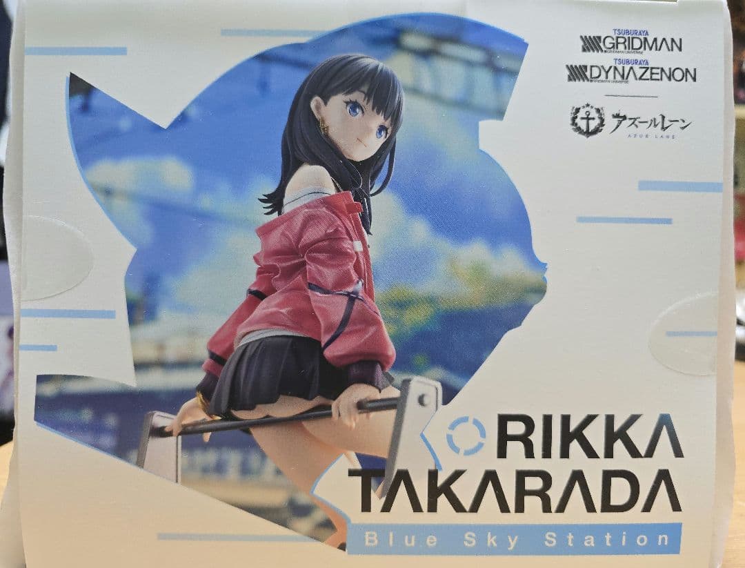 宝多六花 GRIDMAN DYNAZENON x アズールレーン フィギュア