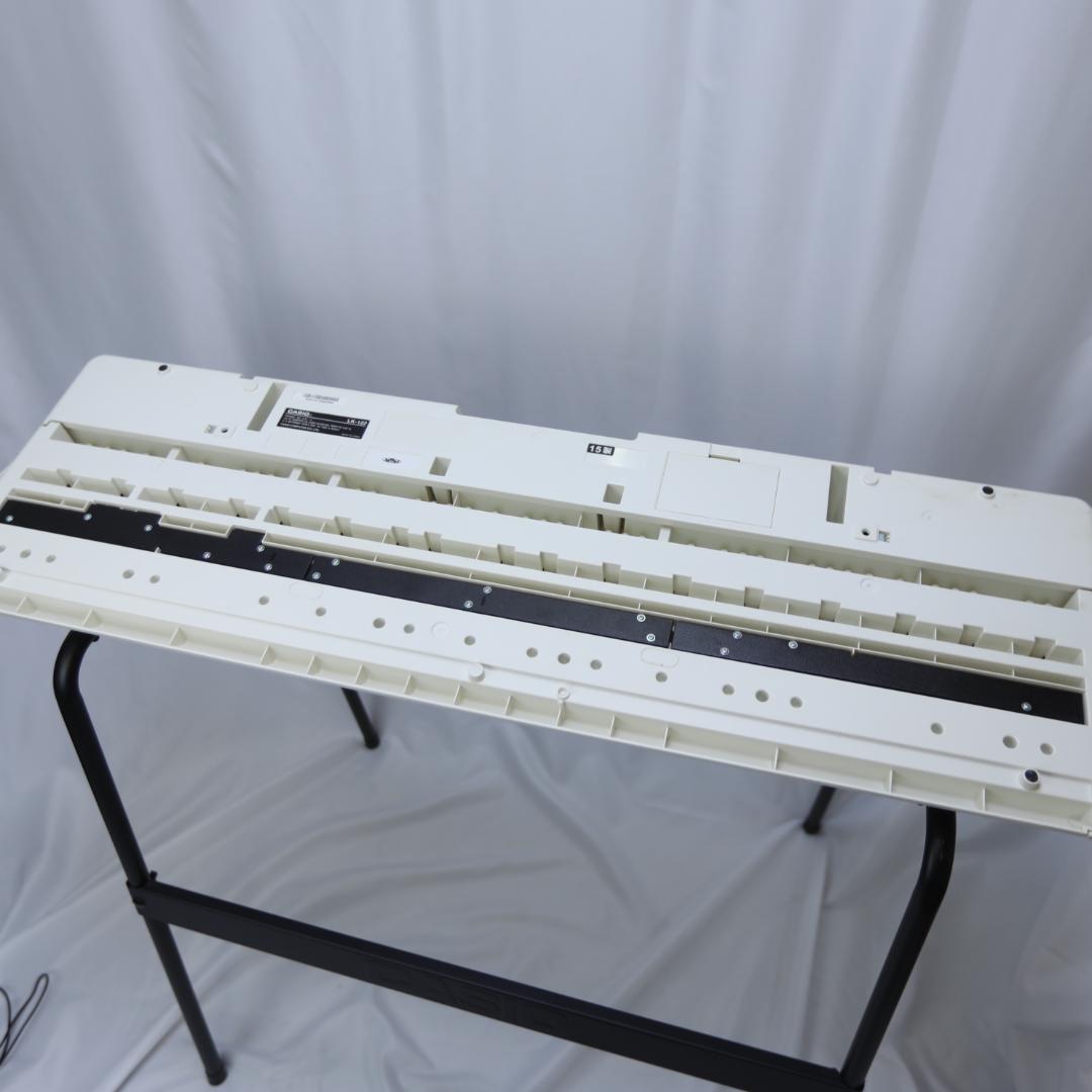 カシオ　光ナビゲーション電子ピアノ