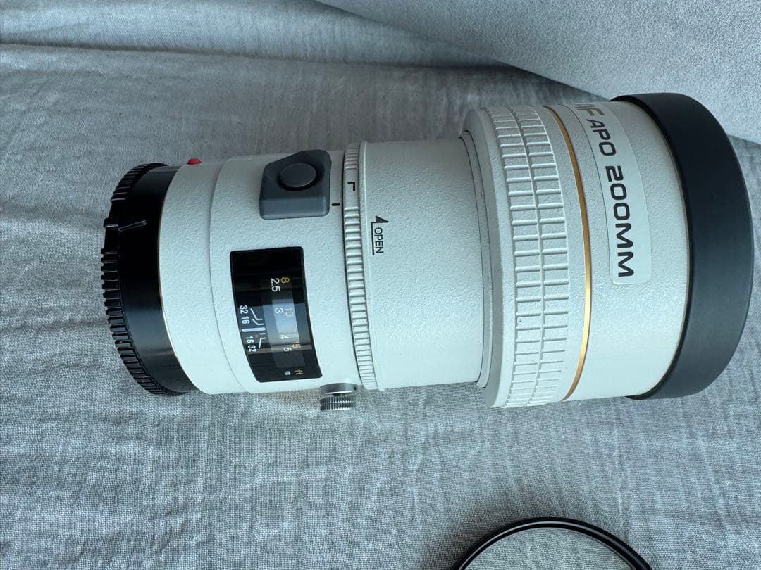 リヨン　超美品MINOLTA AF APO 200mm G