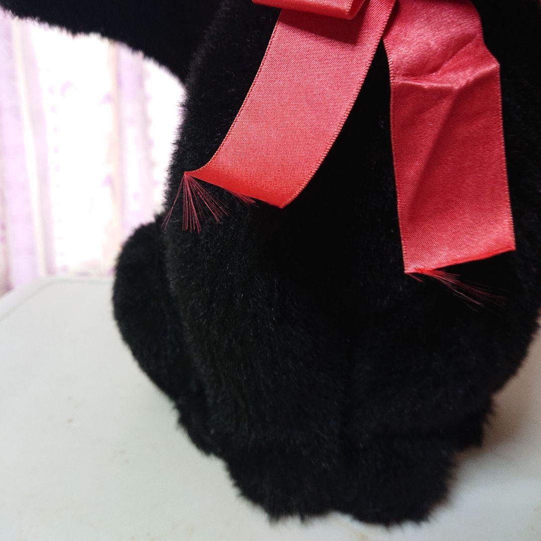 黒猫のぬいぐるみ 赤いリボン付き