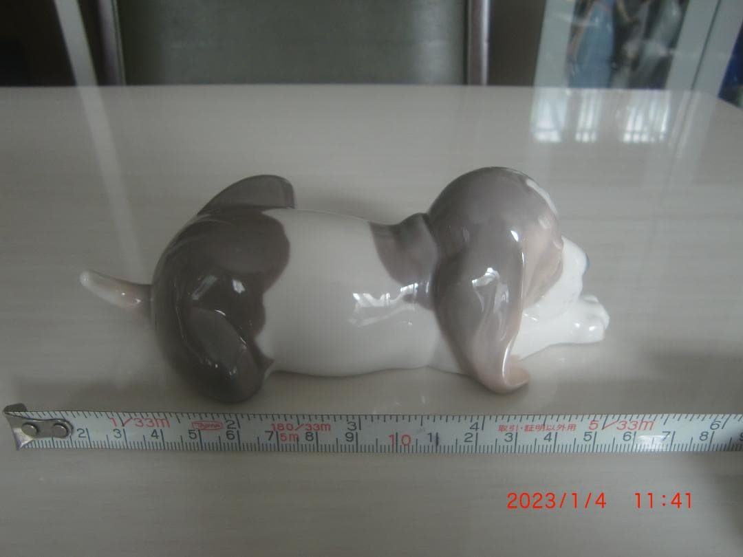LLADRO　リヤドロ【無邪気なビーグル(夢の中で)】リアドロ　Ｌ175