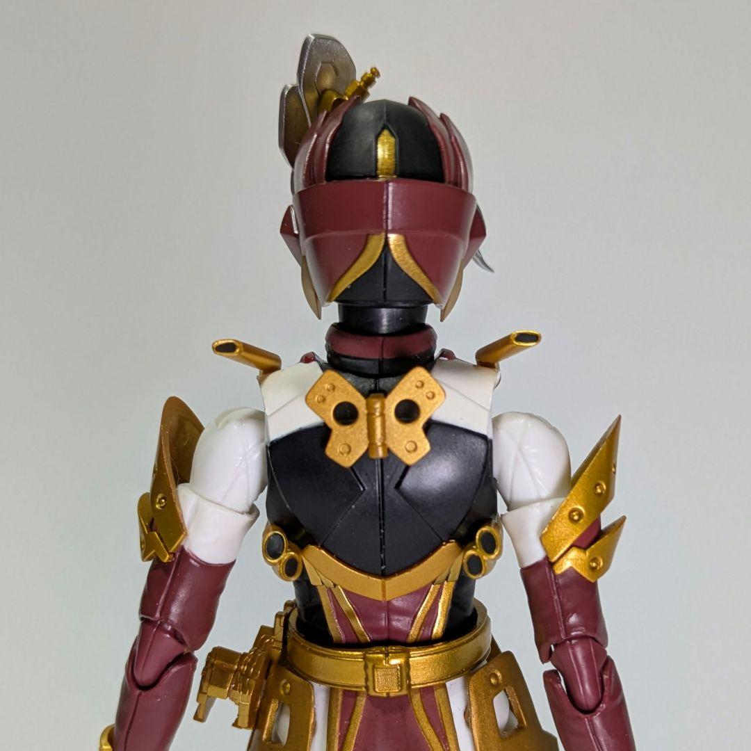 仮面ライダーサーベラ　フィギュアーツ