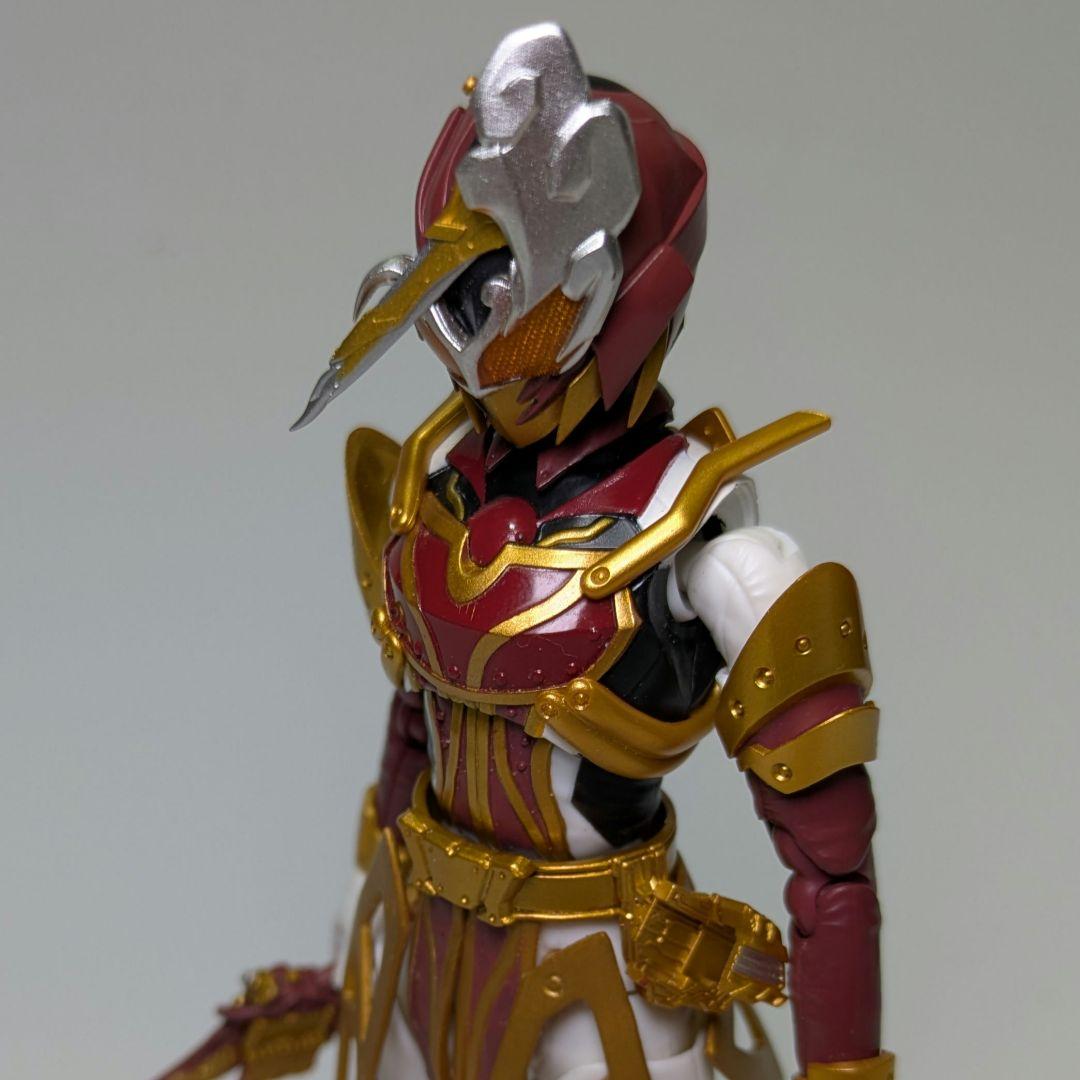 仮面ライダーサーベラ　フィギュアーツ