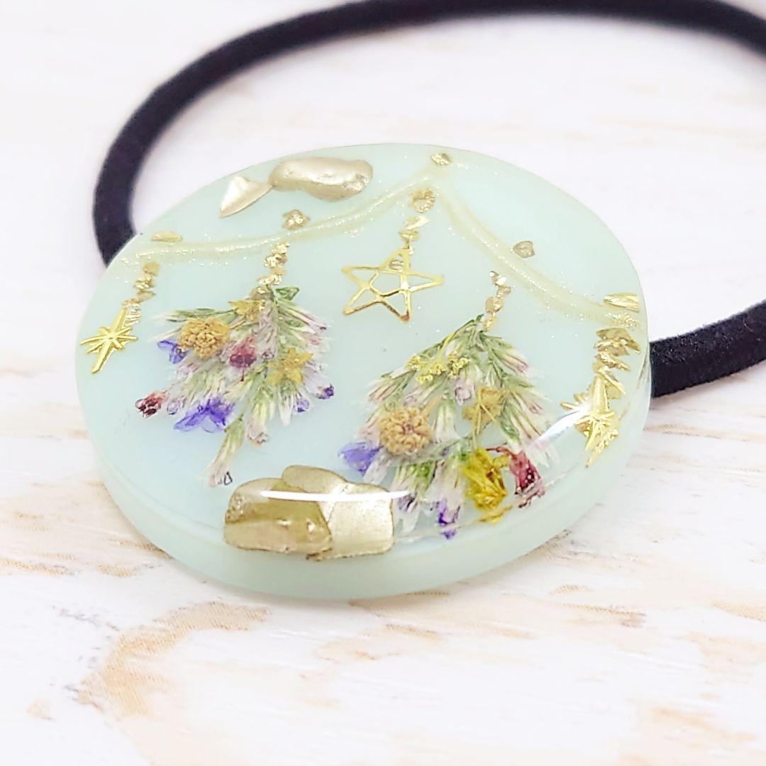 スワッグ✿ガーランドのヘアゴム パステルブルー ハンドメイド クリスマス レジン
