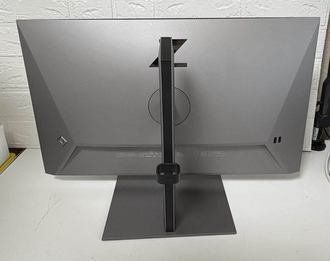 HP/Z24f G3 FHD Display / プロフェッショナル液晶モニター