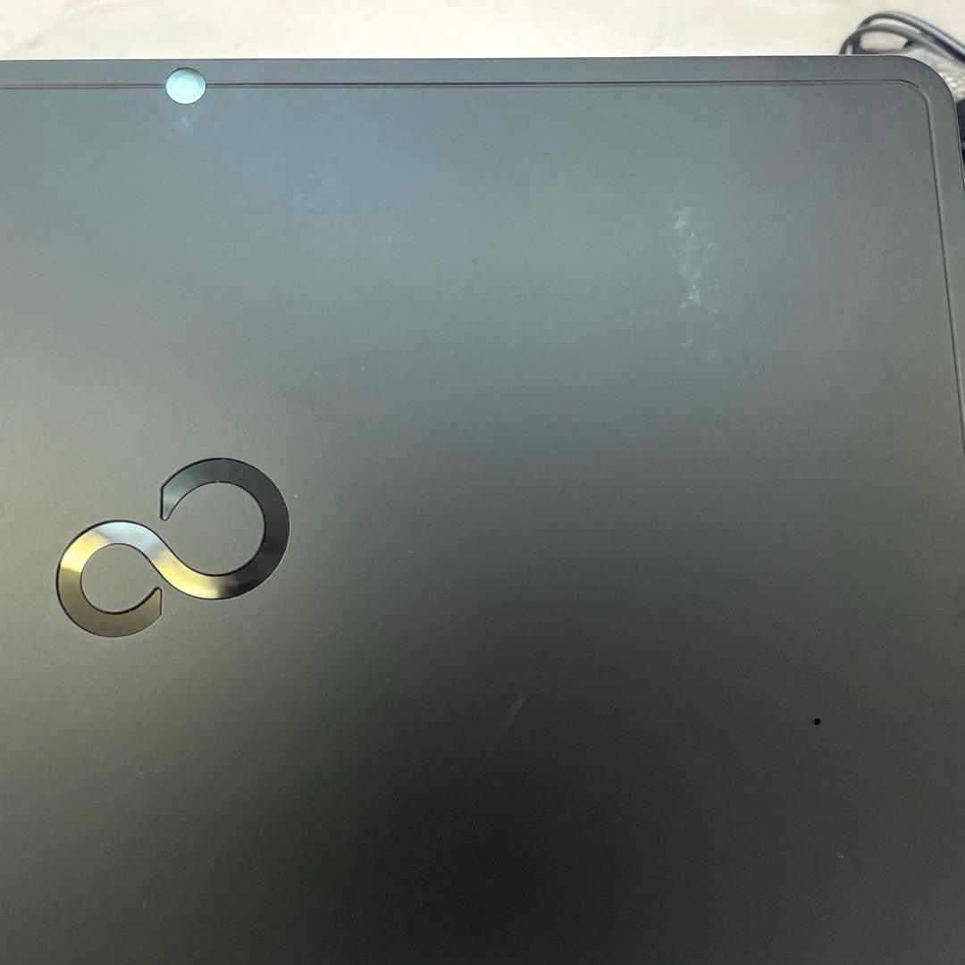 富士通　ARROWS Tab R727/R i5-7300U SSD128 #1
