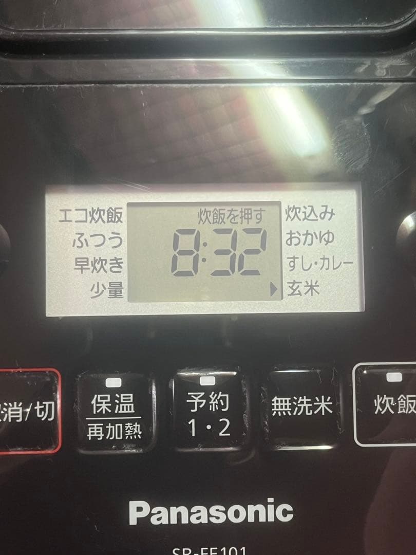Panasonic SR-FE101 炊飯器 IH加熱対応　2022年