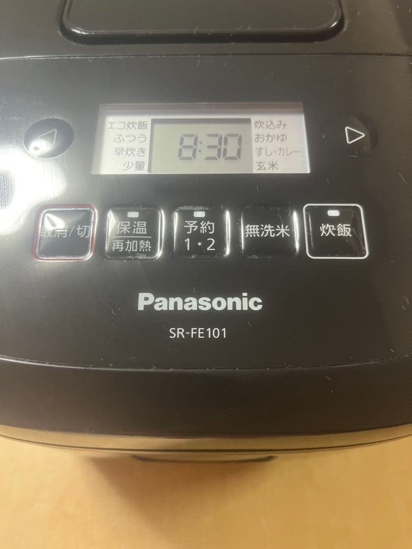 Panasonic SR-FE101 炊飯器 IH加熱対応　2022年