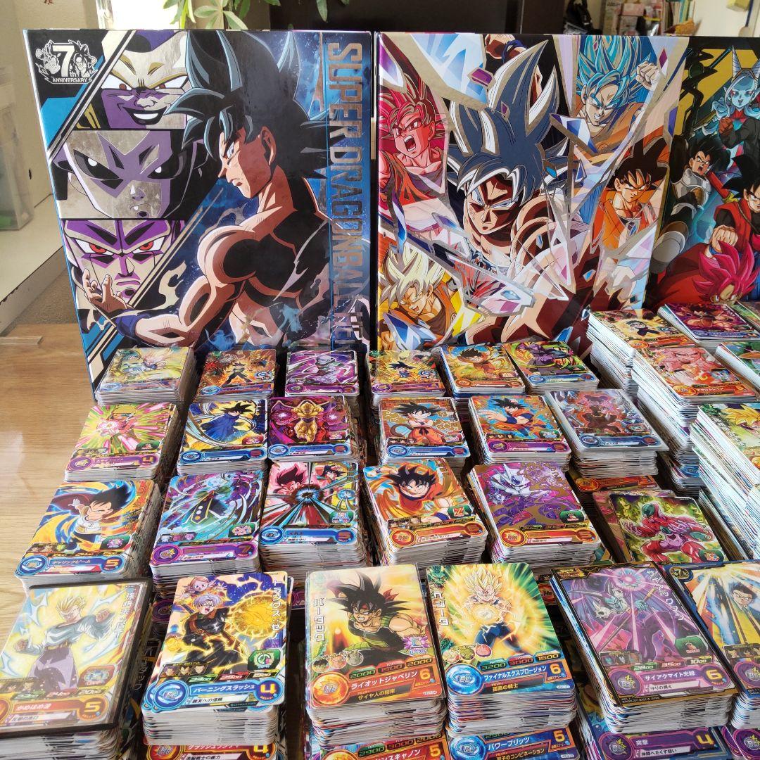ドラゴンボールヒーローズカードまとめ売り、４０００枚以上バインダーとセット