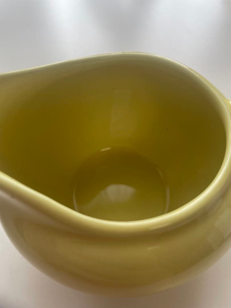 ARABIA イエロー ピッチャー