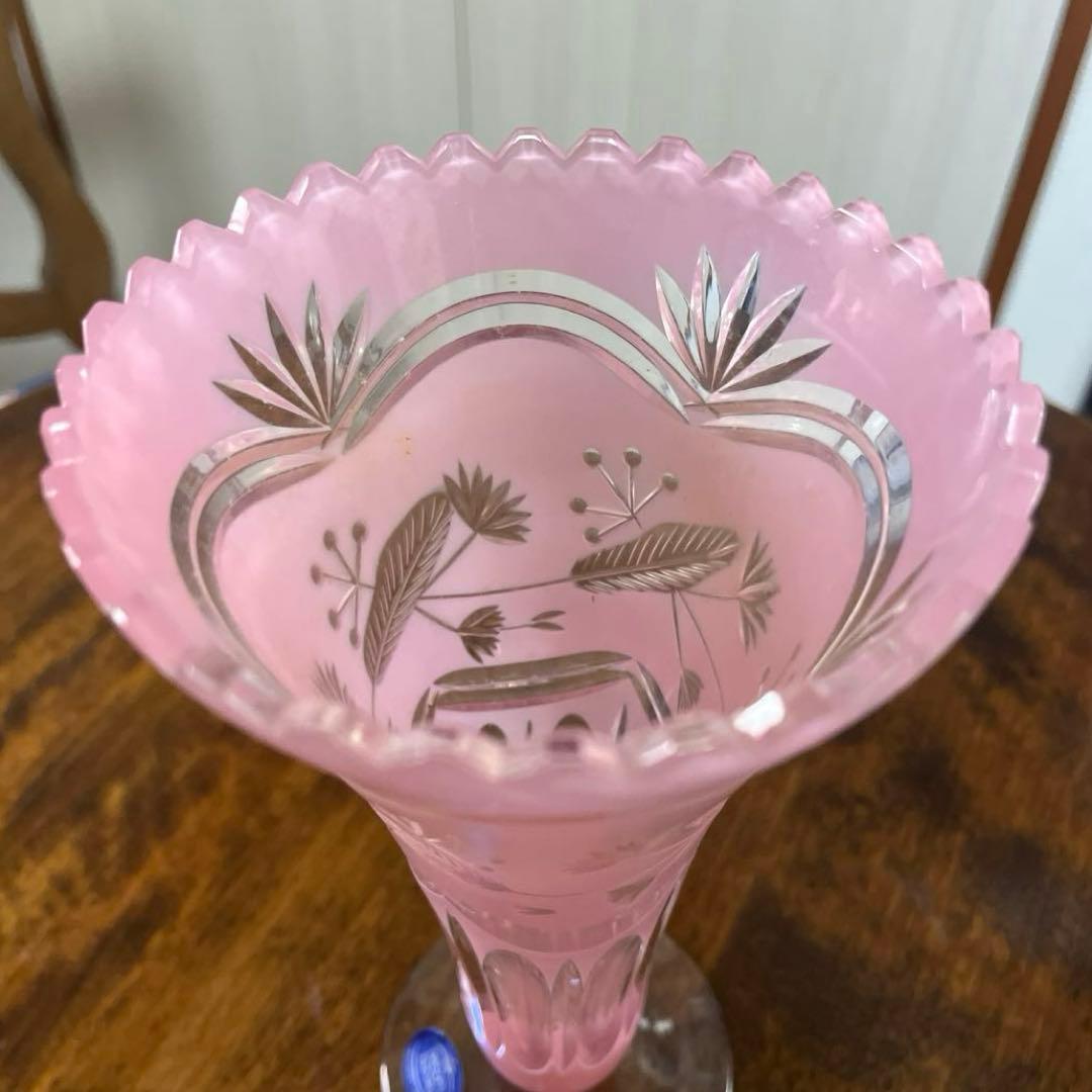 ドレスデン Dresden クリスタル 花器 ピンク被せガラス フラワーベース