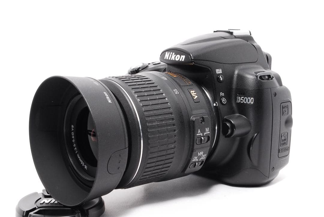 ◆すぐ使える◆Nikon D5000◆スマホ転送◆一眼レフカメラ◆手ぶれ補正付き