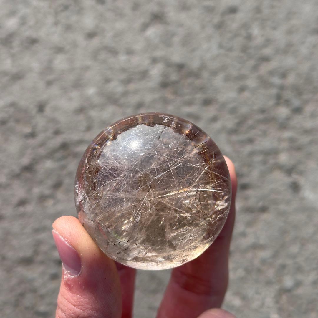 天然石ルチルクォーツのスフィア　丸玉　置物G.267