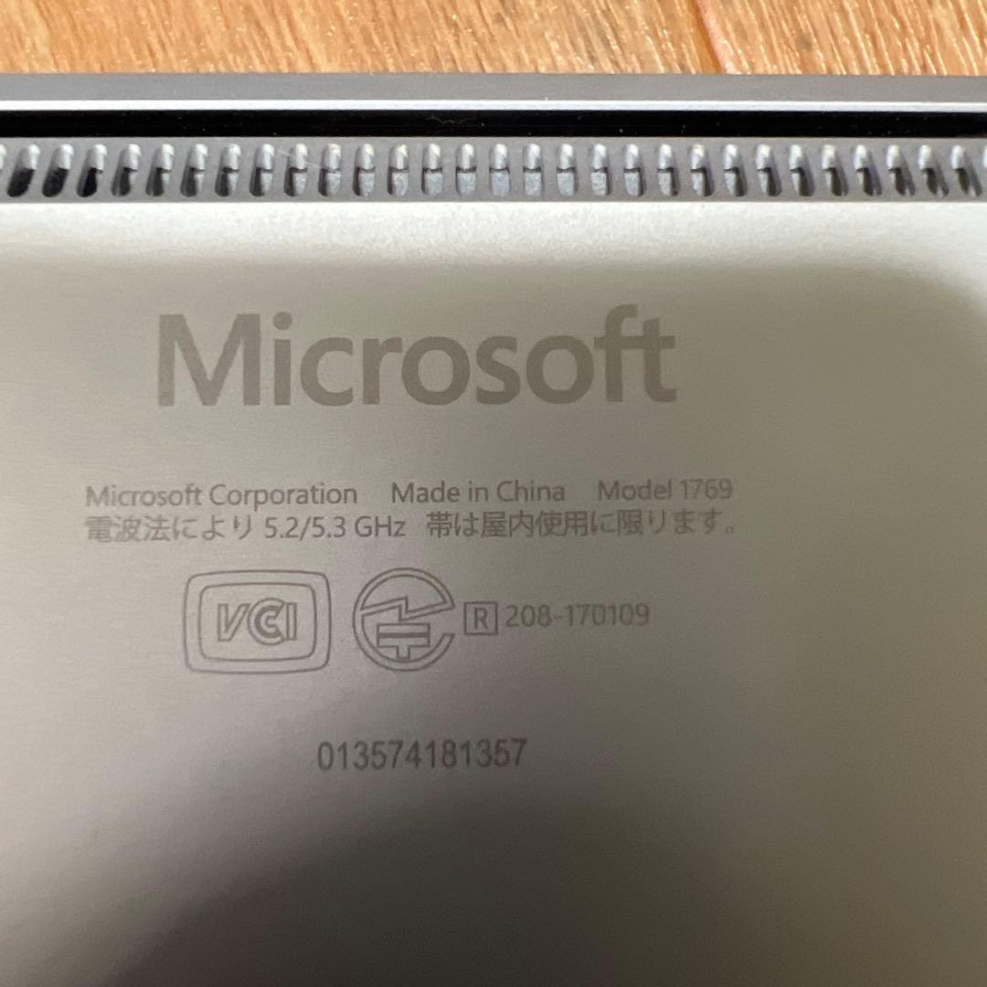 中古 Surface Laptop 1769 / 13.5インチ/メモリ8GB