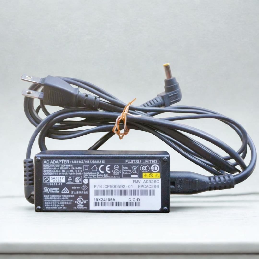 【超軽量・極薄】♥富士通 U939/CX 8世代i5 8G 256G Win11