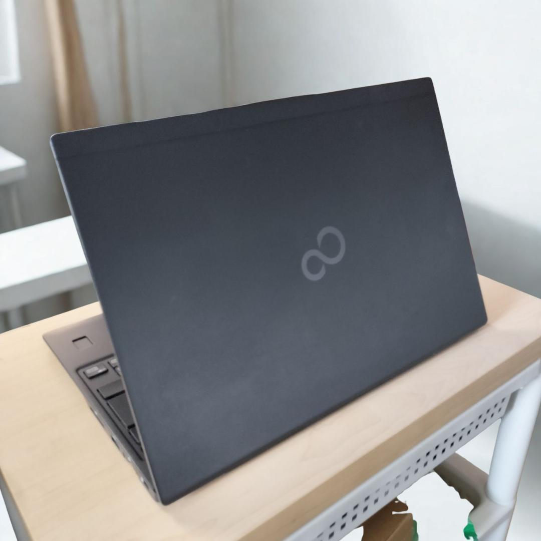 【超軽量・極薄】♥富士通 U939/CX 8世代i5 8G 256G Win11