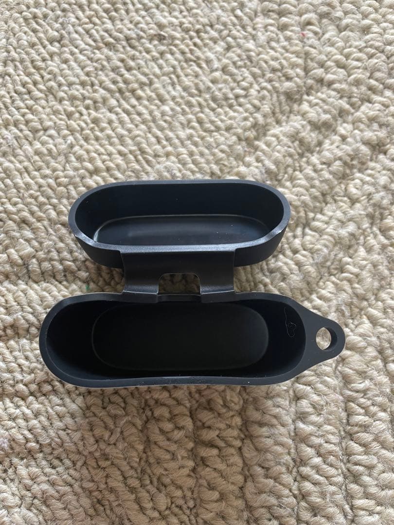 ⭐️イヤホンケース　シリコン 保護ケース ブラック 全面保護 落下防止 キズ防止