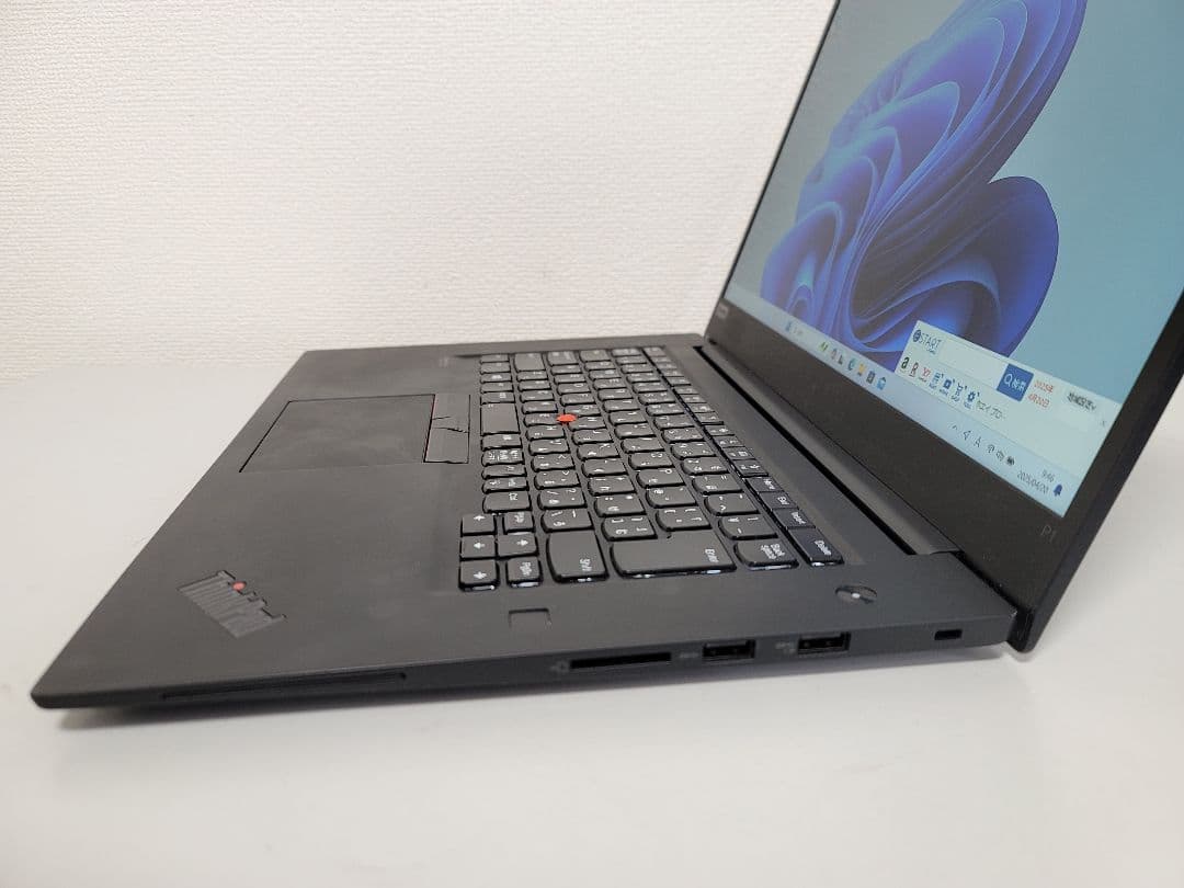 美品　Thinkpad P1 i7-9750H 32GB/512GB/T1000