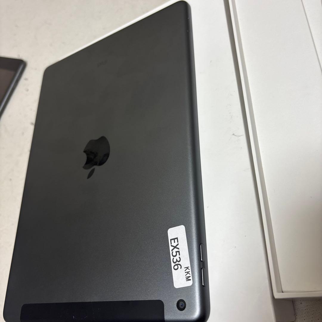 Apple iPad (第7世代) 32GB バッテリー92%