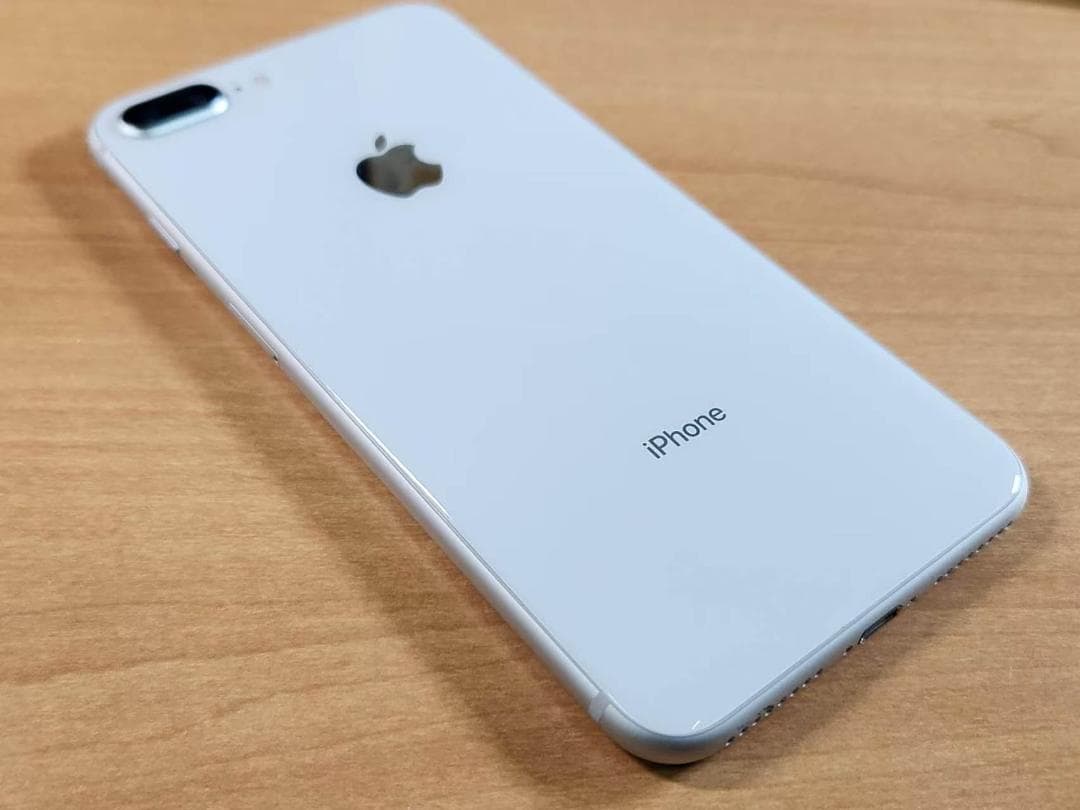 スマートフォン本体 040700G iPhone 8 Plus A1898 64GB