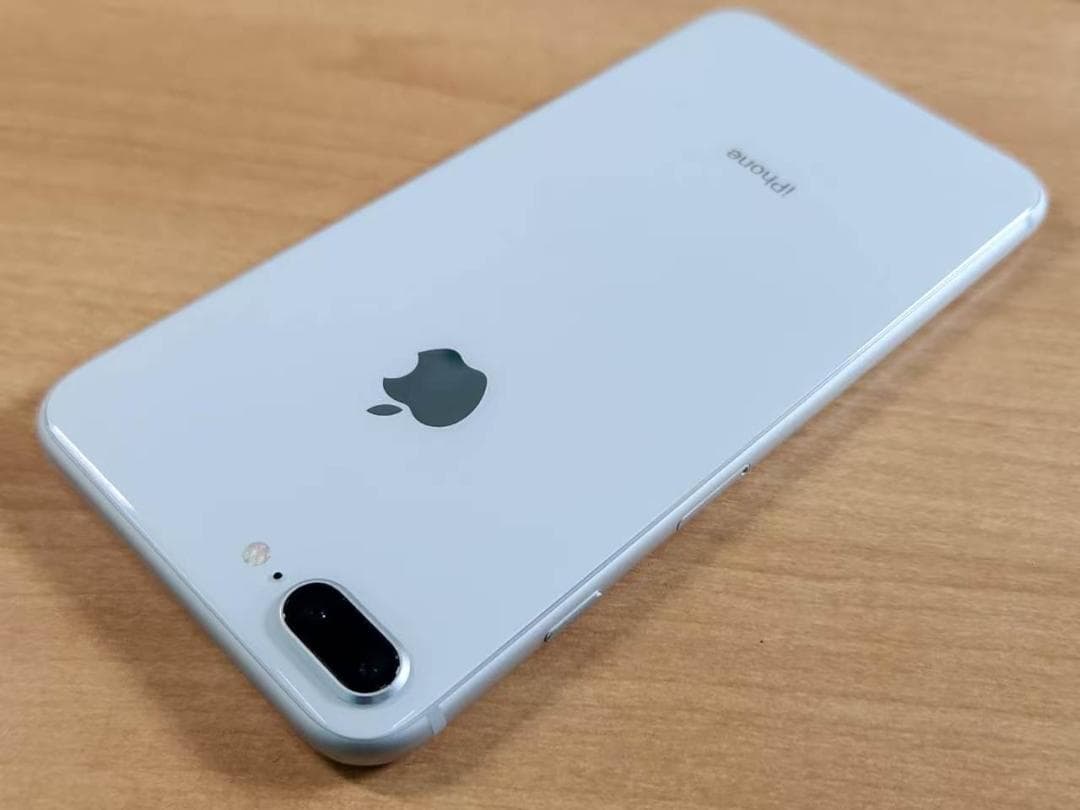 スマートフォン本体 040700G iPhone 8 Plus A1898 64GB