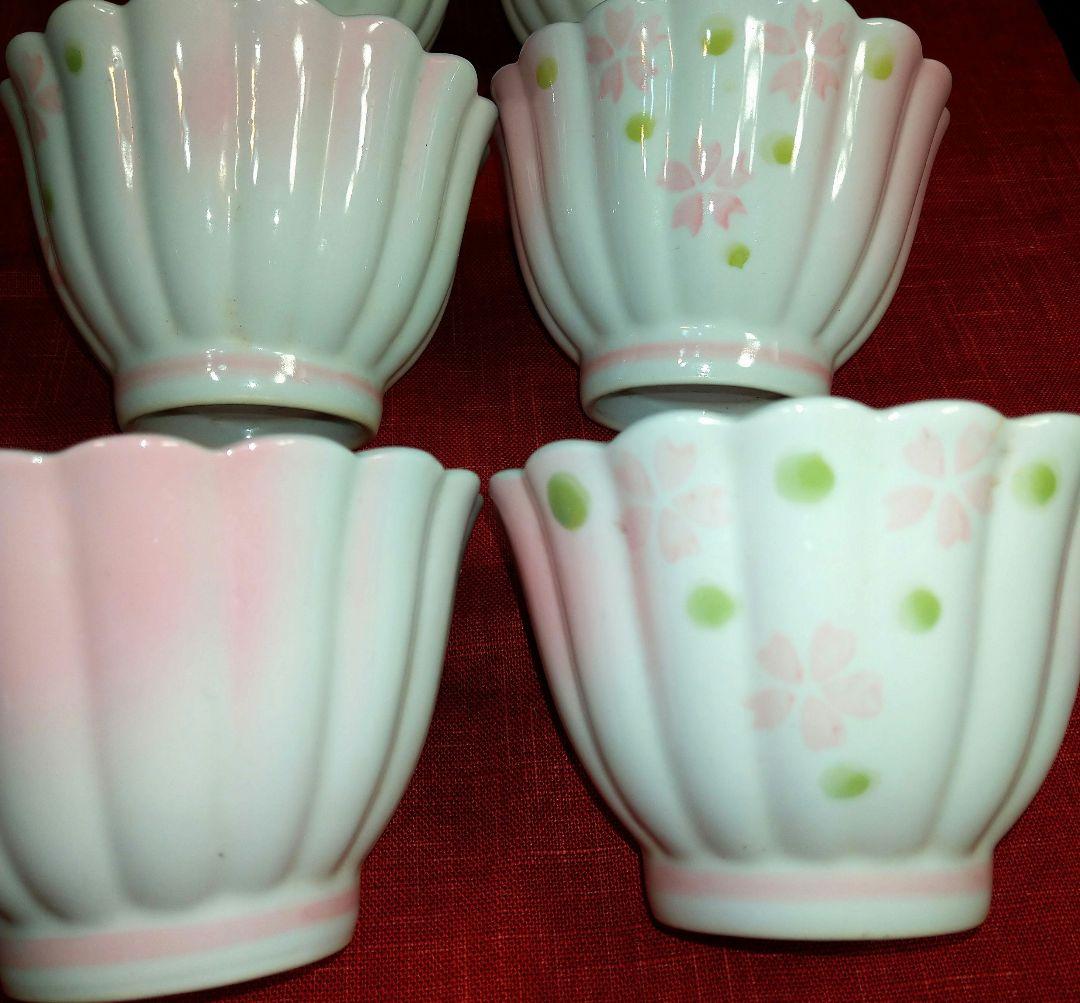 ♣素敵な桜【おもてなし】⬛有田焼・一峰・三峰窯の春桜柄輪花皿・長皿⬛２組４皿