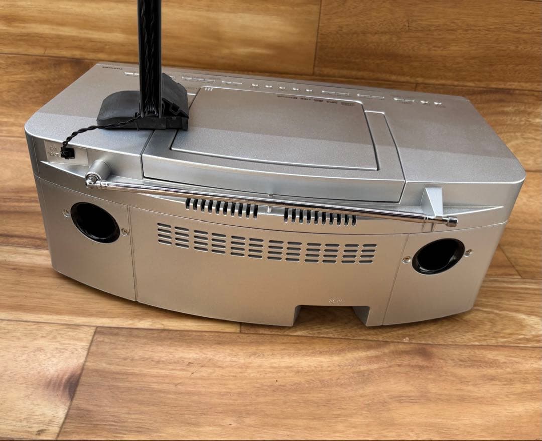 Bluetooth SD USB 東芝 TY-AK2CDラジオカセットレコーダー