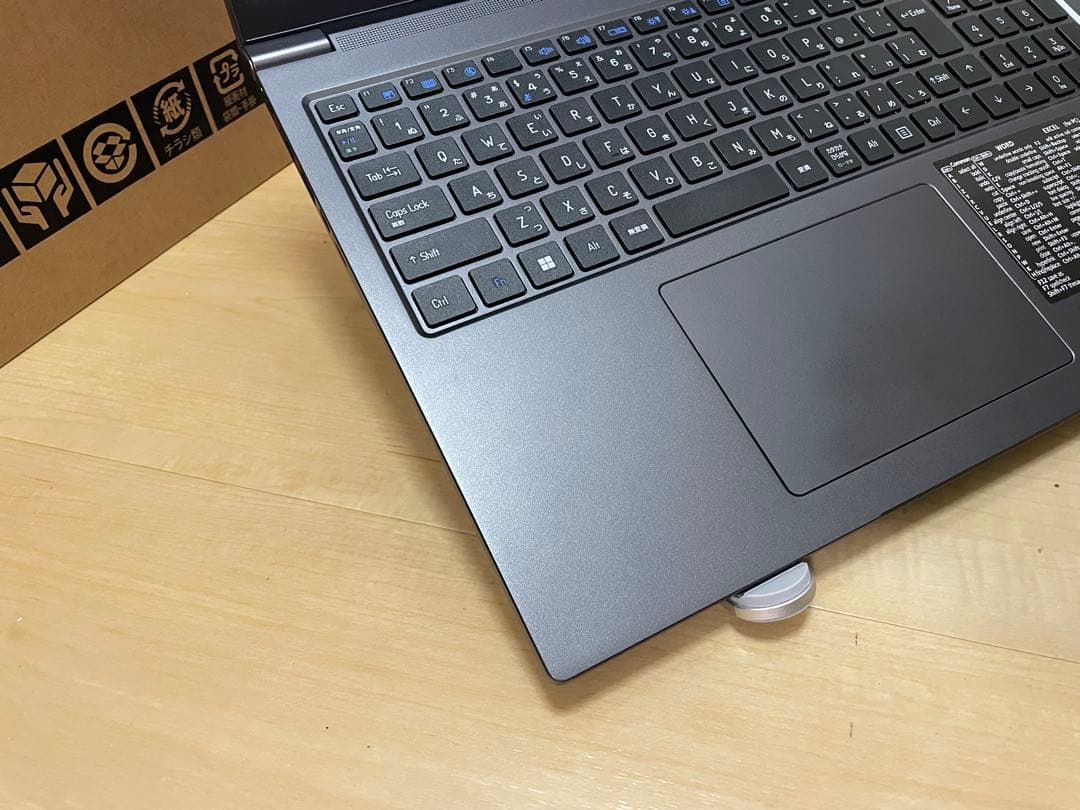 iiyama 16インチ Ultra7 NPU AI DDR5 16GB 1TB