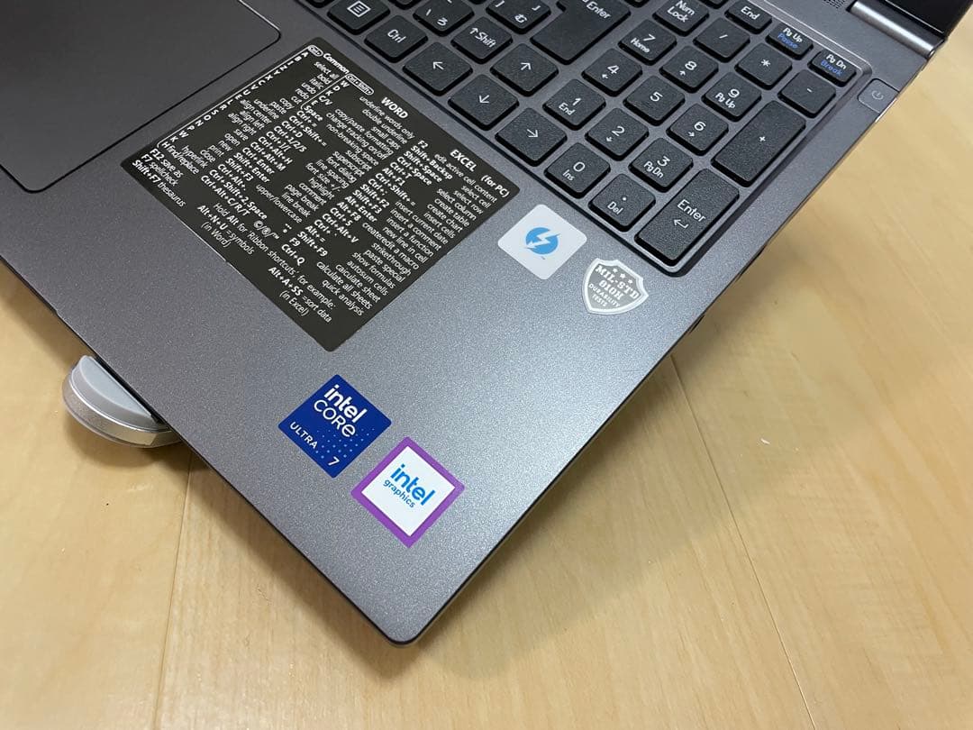 iiyama 16インチ Ultra7 NPU AI DDR5 16GB 1TB