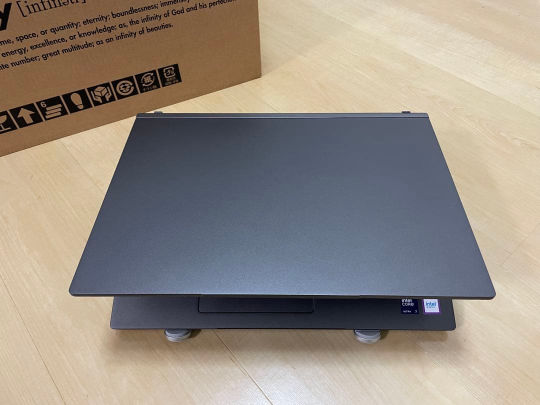 iiyama 16インチ Ultra7 NPU AI DDR5 16GB 1TB