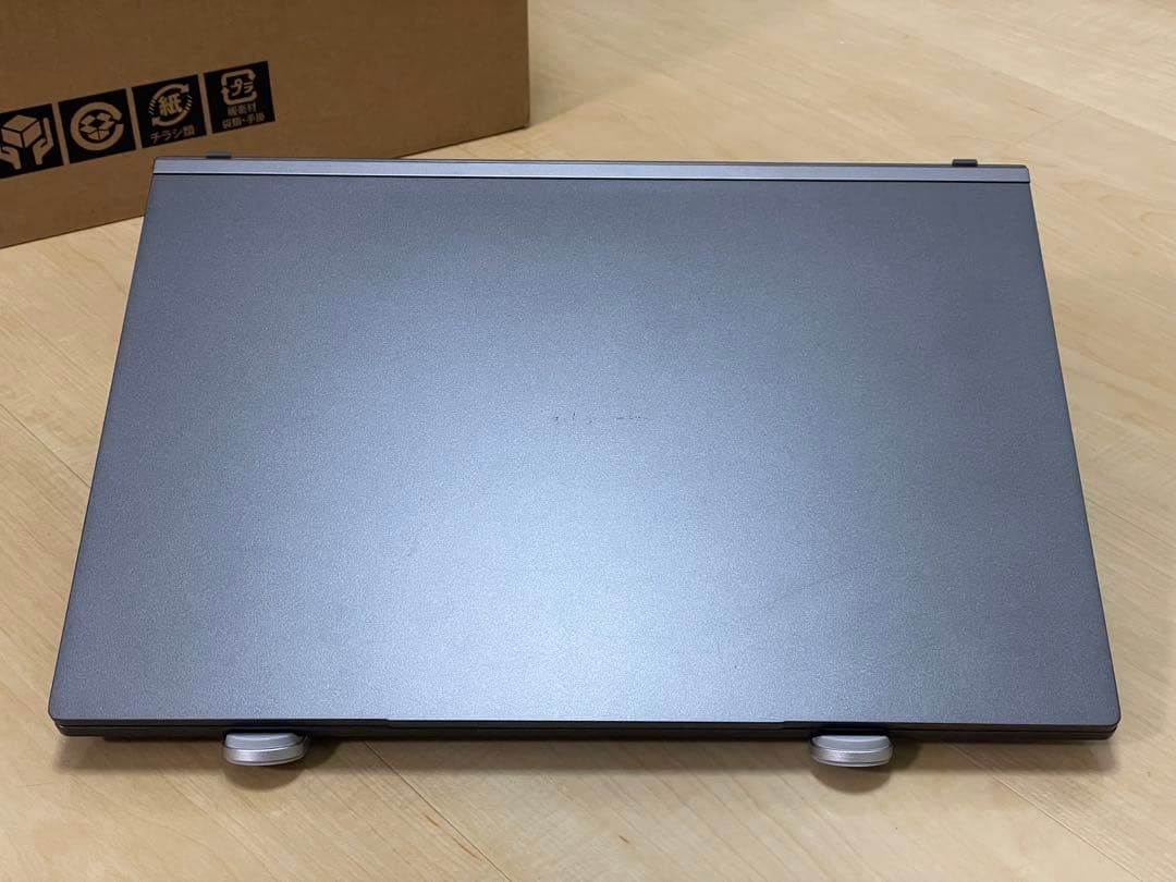 iiyama 16インチ Ultra7 NPU AI DDR5 16GB 1TB
