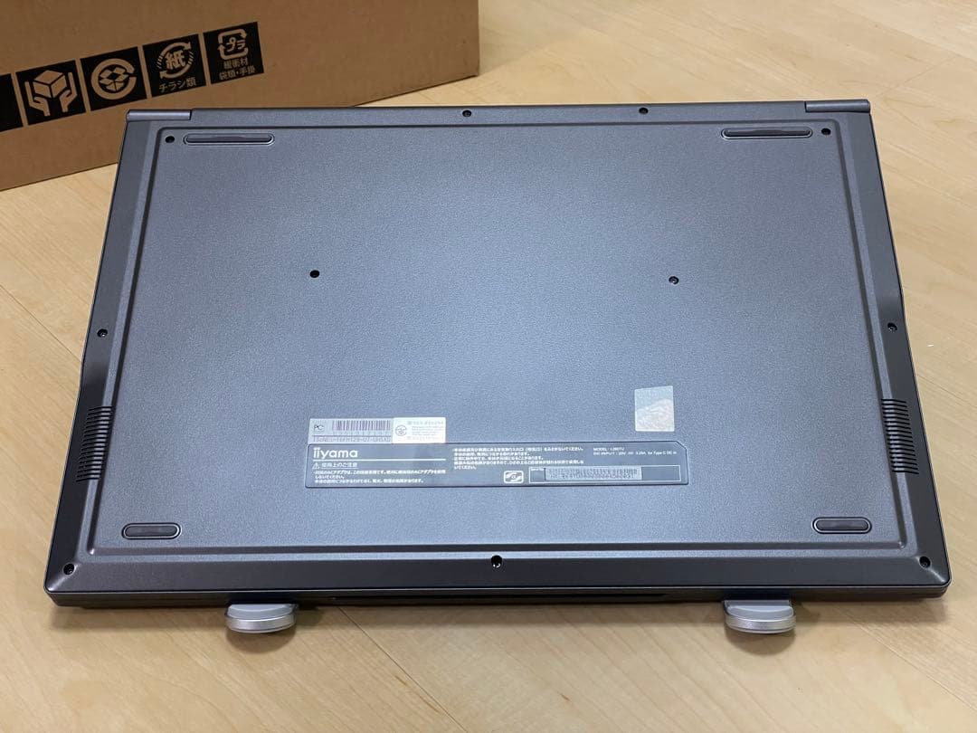 iiyama 16インチ Ultra7 NPU AI DDR5 16GB 1TB