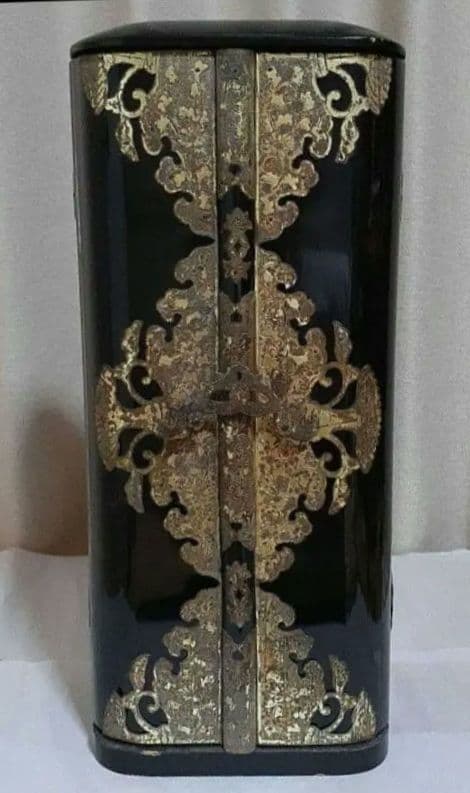 八臂弁財天　仏像　厨子