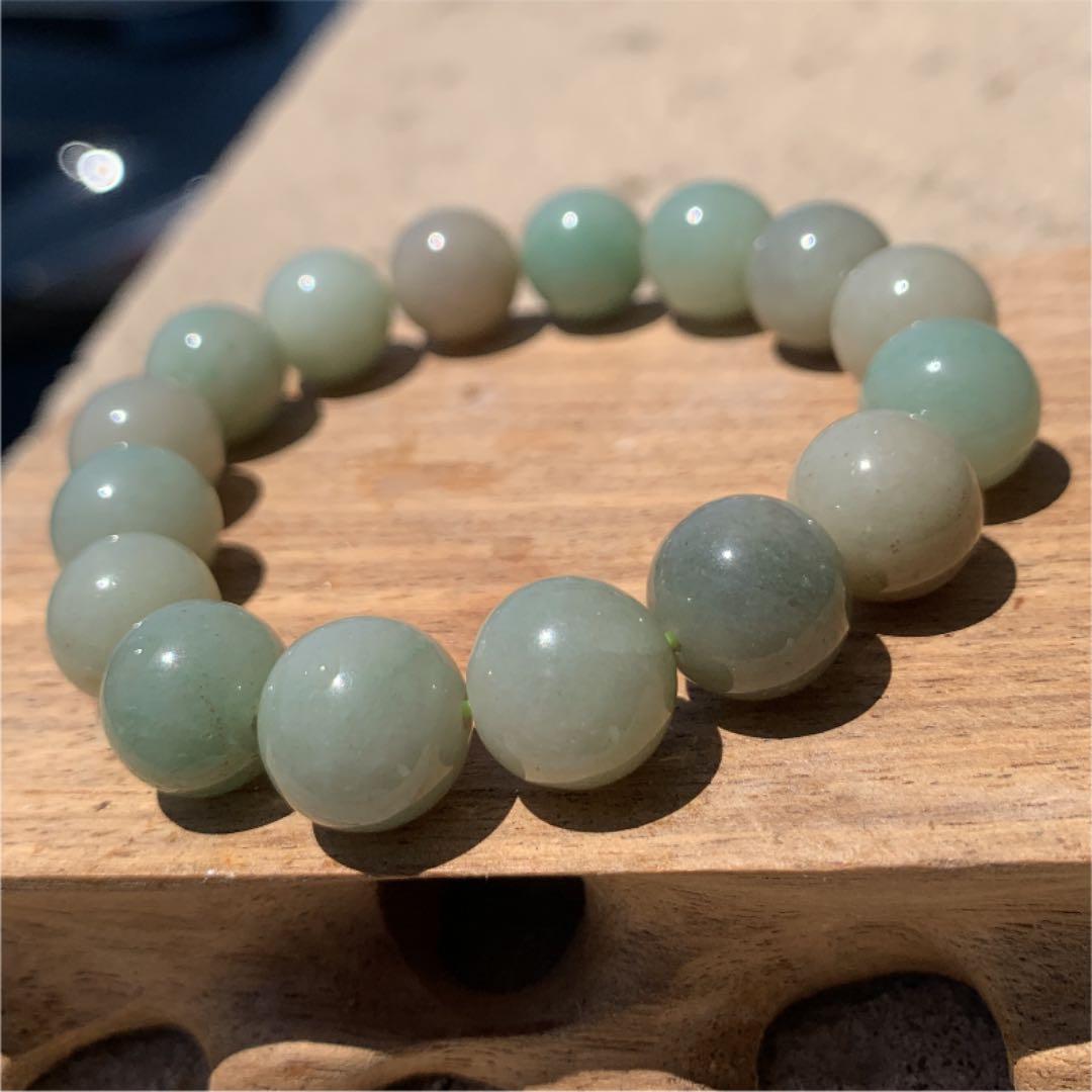 【⭐️超激レア天然石⭐️】緑色 ミャンマー産 本翡翠 ブレスレット 天然石