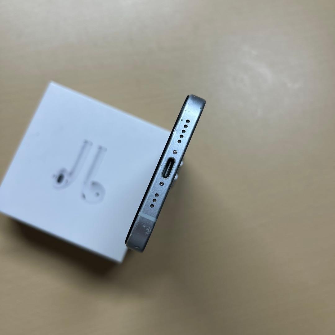 iPhone15 256GB SIMフリー　バッテリー最大容量98% 割れなし