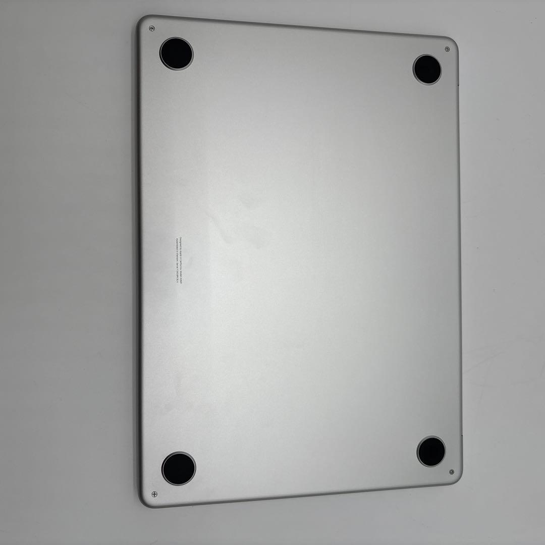 と*み様 MacBookAir M2 16GB 256GB バッテリー100%
