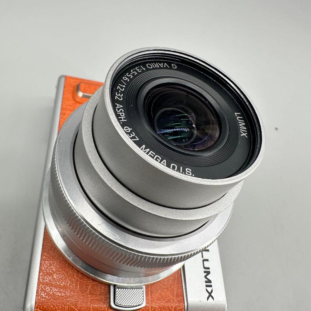 Panasonic DC-GF10WA パナソニックミラーレス　ダブルズーム