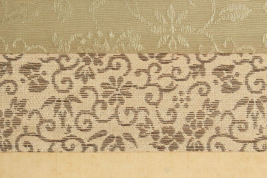 No5364掛軸　在銘　青雲　楊柳観音図　般若心経　絹本着色　仏教美術　送料無料
