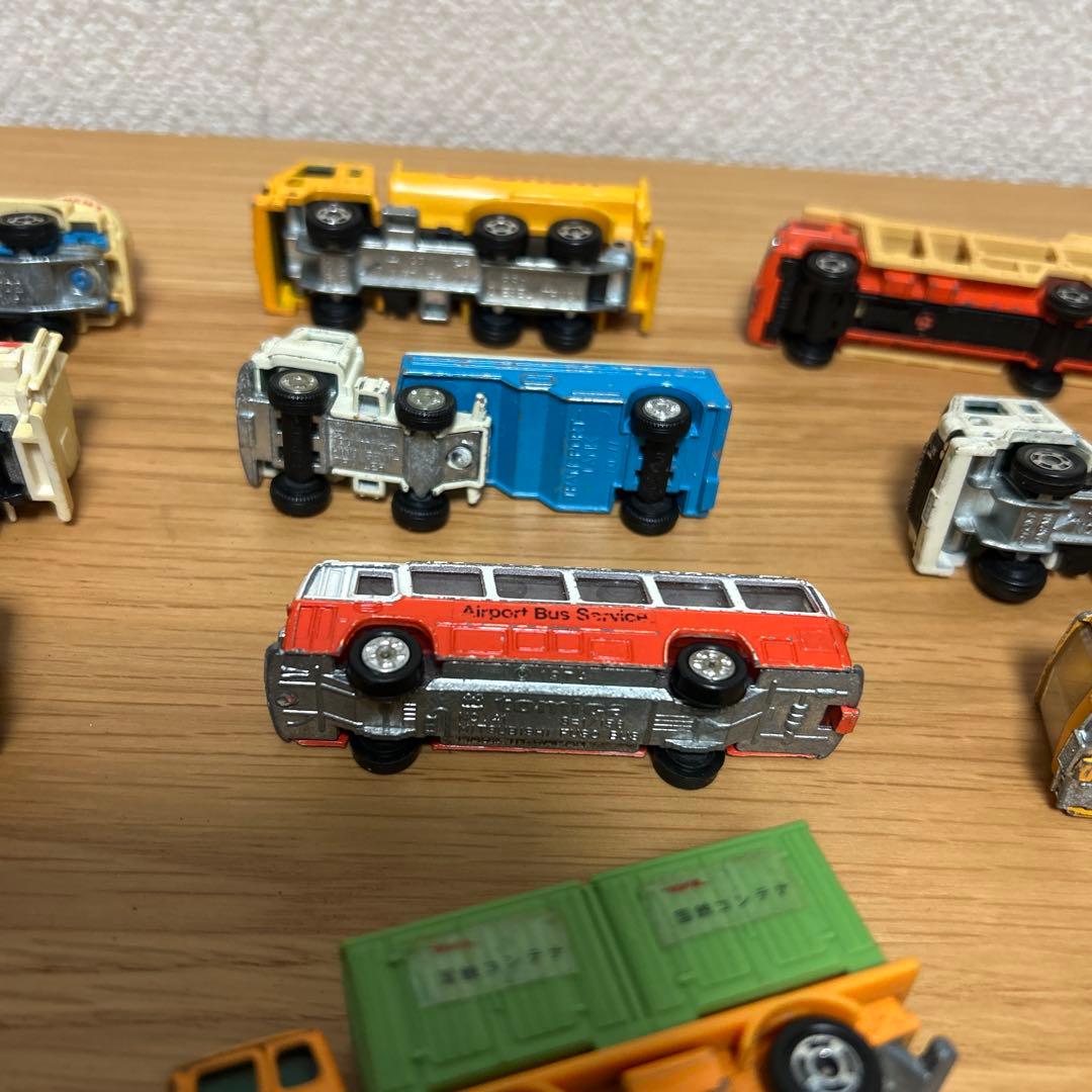 ミニカーセット 多色 トラック バス 乗用車