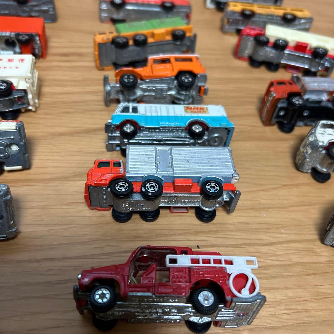 ミニカーセット 多色 トラック バス 乗用車